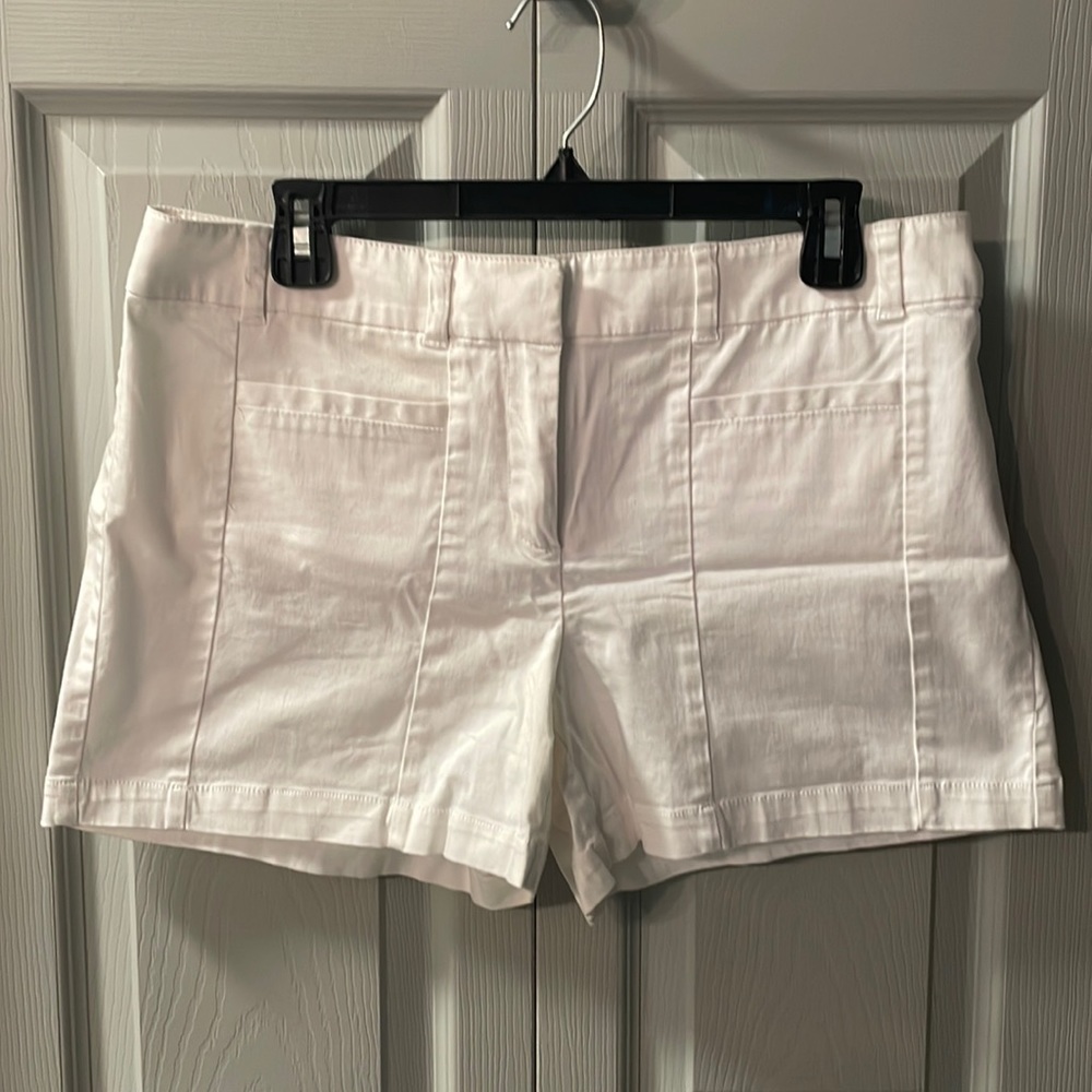New York and Company shorts size 10 used